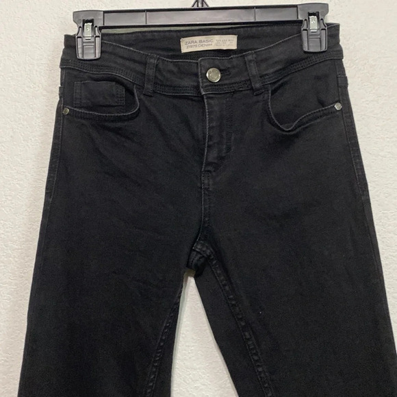 Zara Basic Skinny Jeans Denim 5 Pockets Mid Rise Black Wash Size 2 - Picture 4 of 10